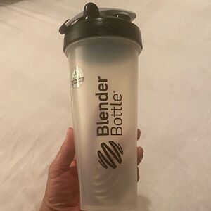 BlenderBottle Shaker Cup with Black Lid